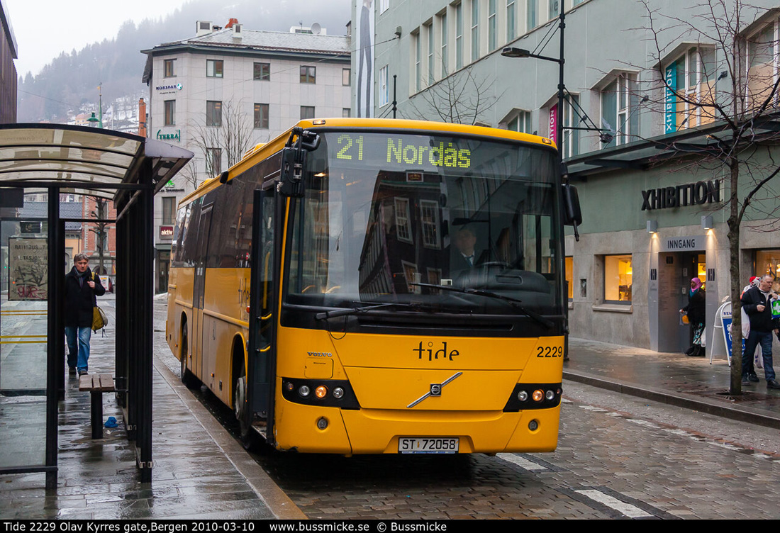 Bergen, Volvo 8700 # 2229