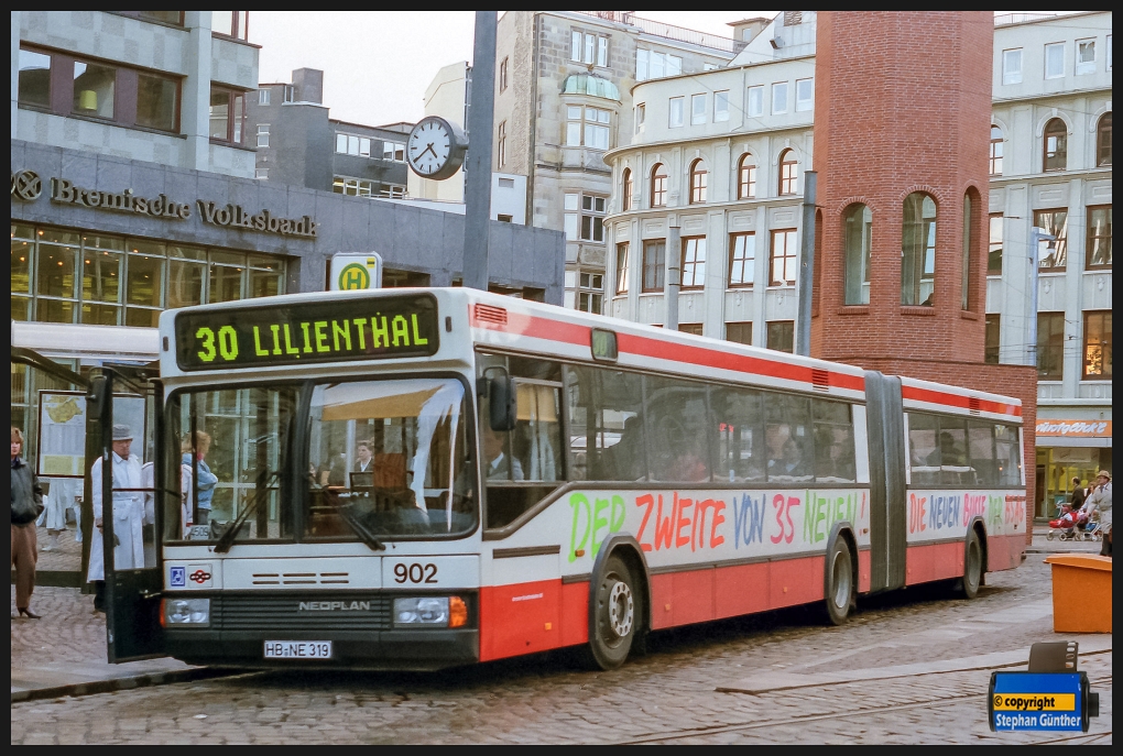 Bremen, Neoplan N4021 # 902