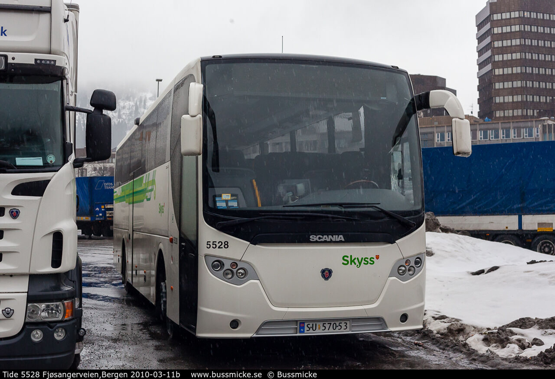 Bergen, Scania OmniExpress 340 # 5528
