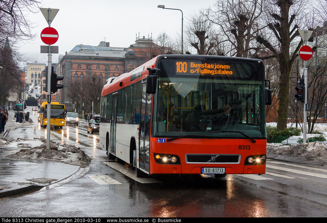 Bergen, Volvo 7700 # 8313