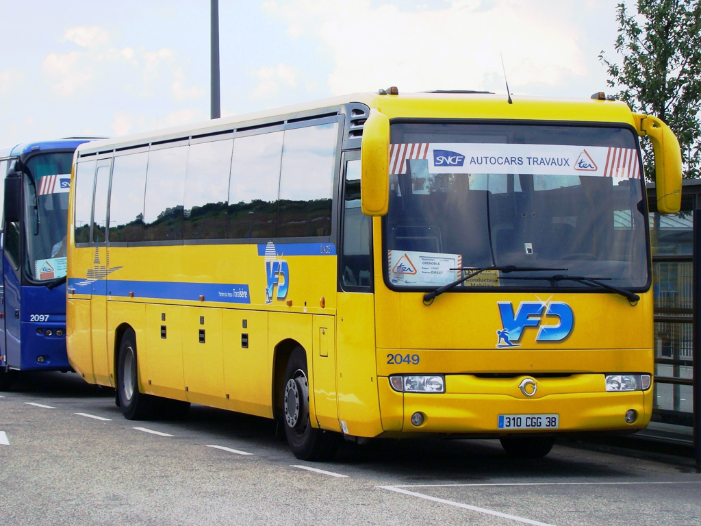 Гренобль, Irisbus Iliade № 2049