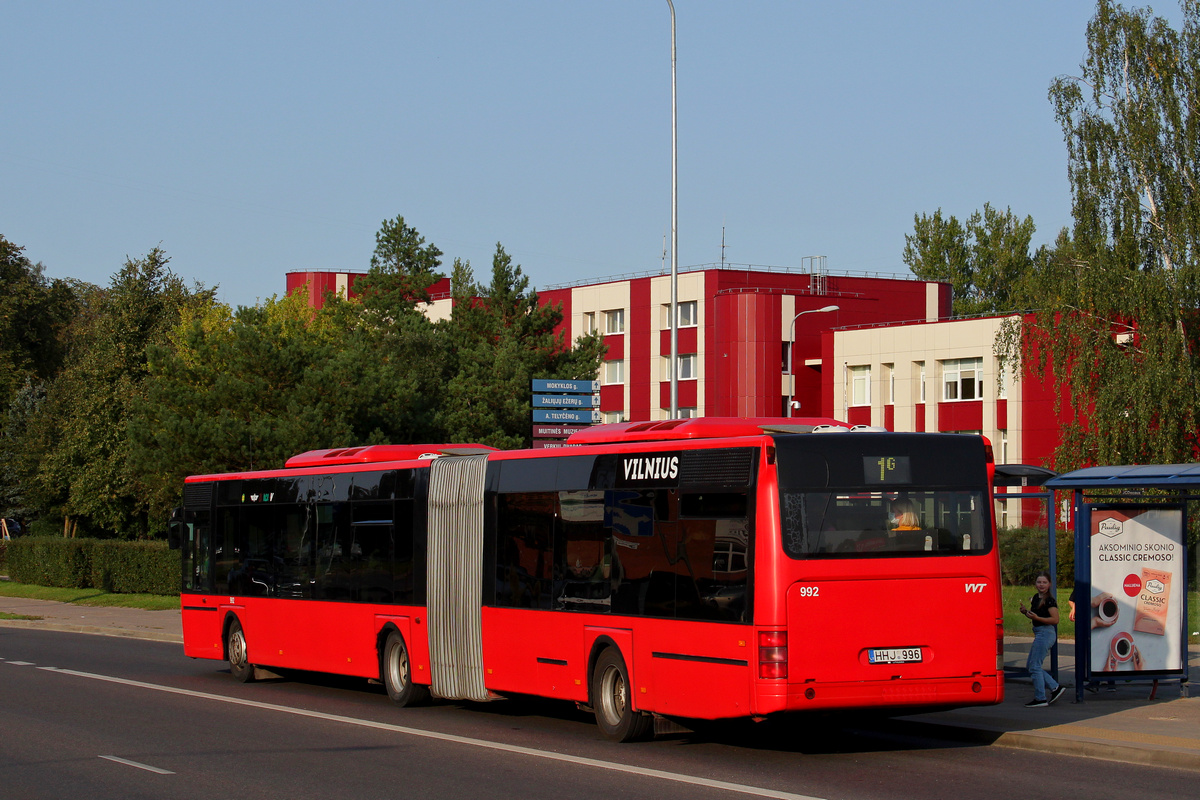 Vilnius, Neoplan N4421/3 Centroliner Nr. 992