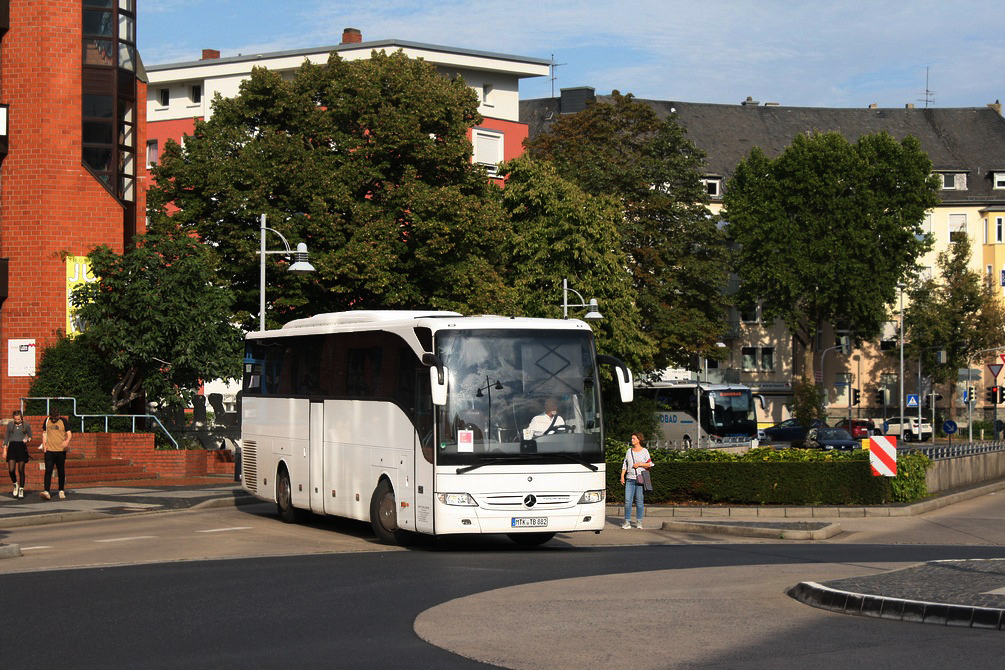 Hofheim am Taunus, Mercedes-Benz Tourismo 15RHD-II # MTK-TB 882