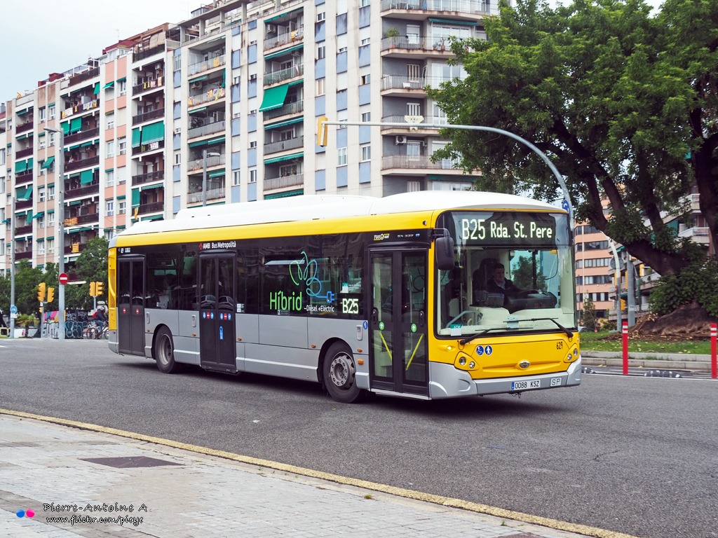 Badalona, Heuliez GX337 Hybrid № 629