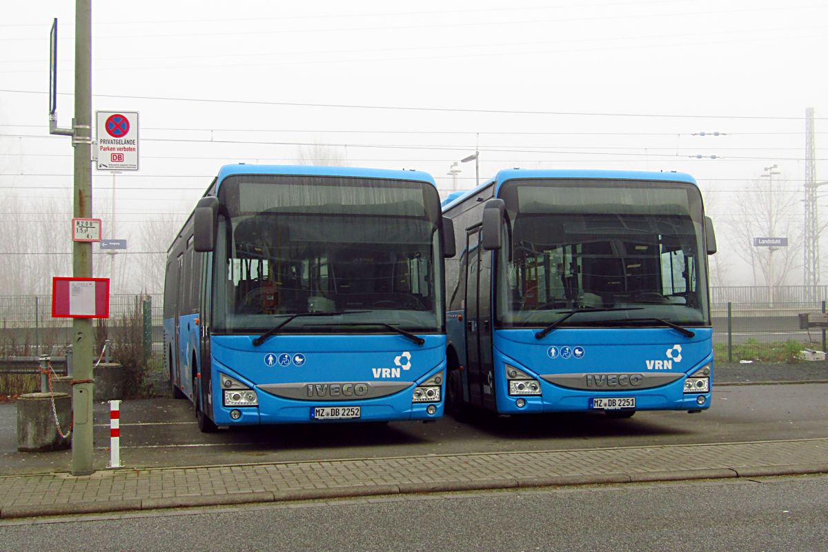 Mainz, IVECO Crossway LE City 12M №: MZ-DB 2252; Mainz, IVECO Crossway LE City 12M №: MZ-DB 2251