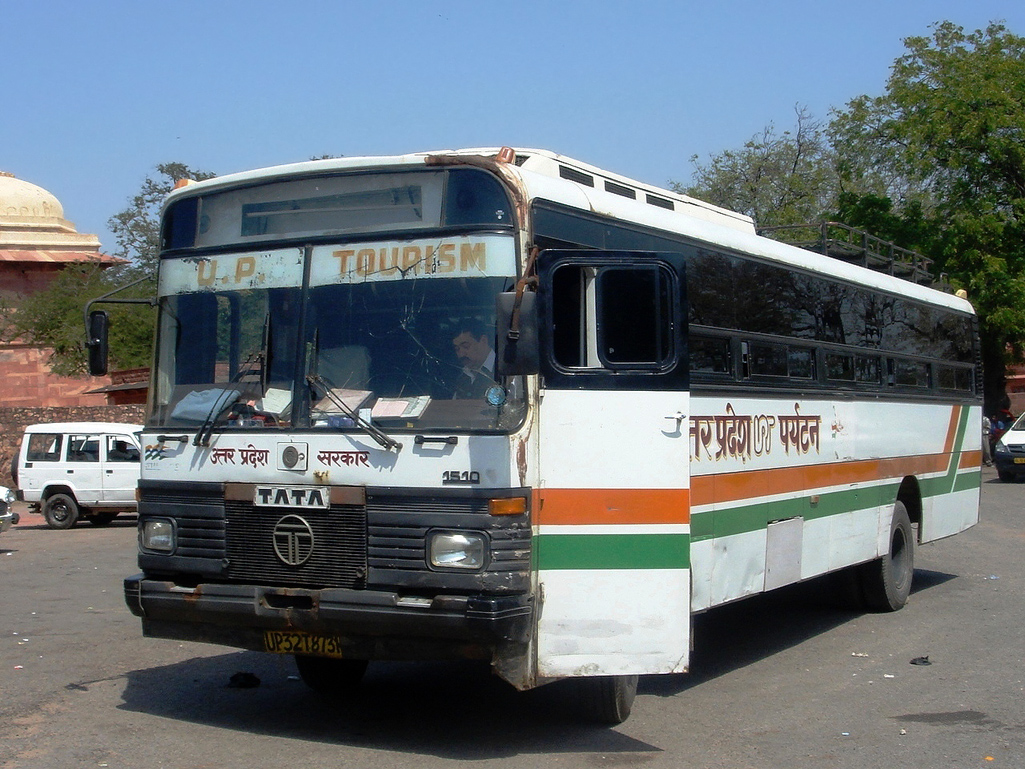 Лакхнау, TATA № UP32 T8731