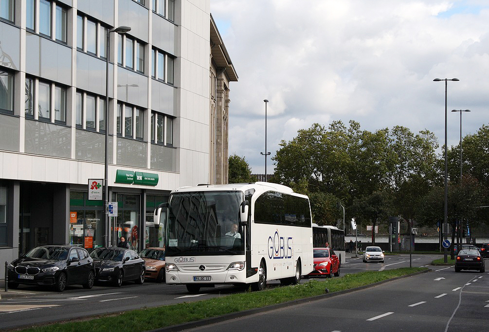 Passau, Mercedes-Benz Travego O580-15RHD # PA-QC 11