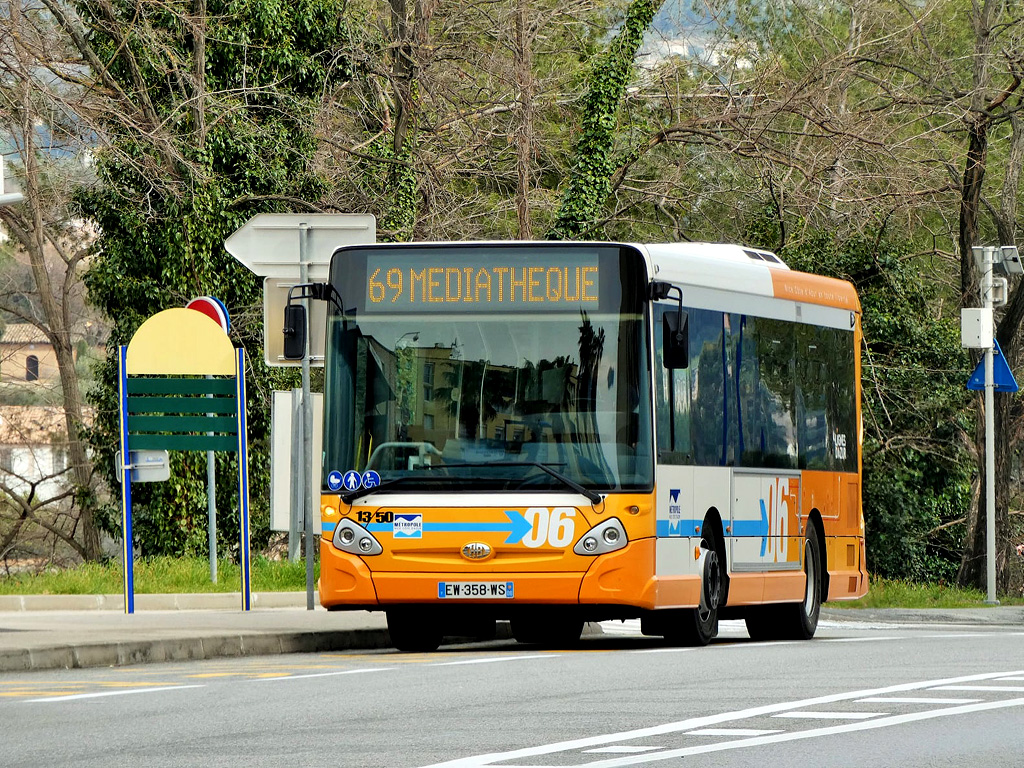 Marseille, Heuliez GX137 No. 1350