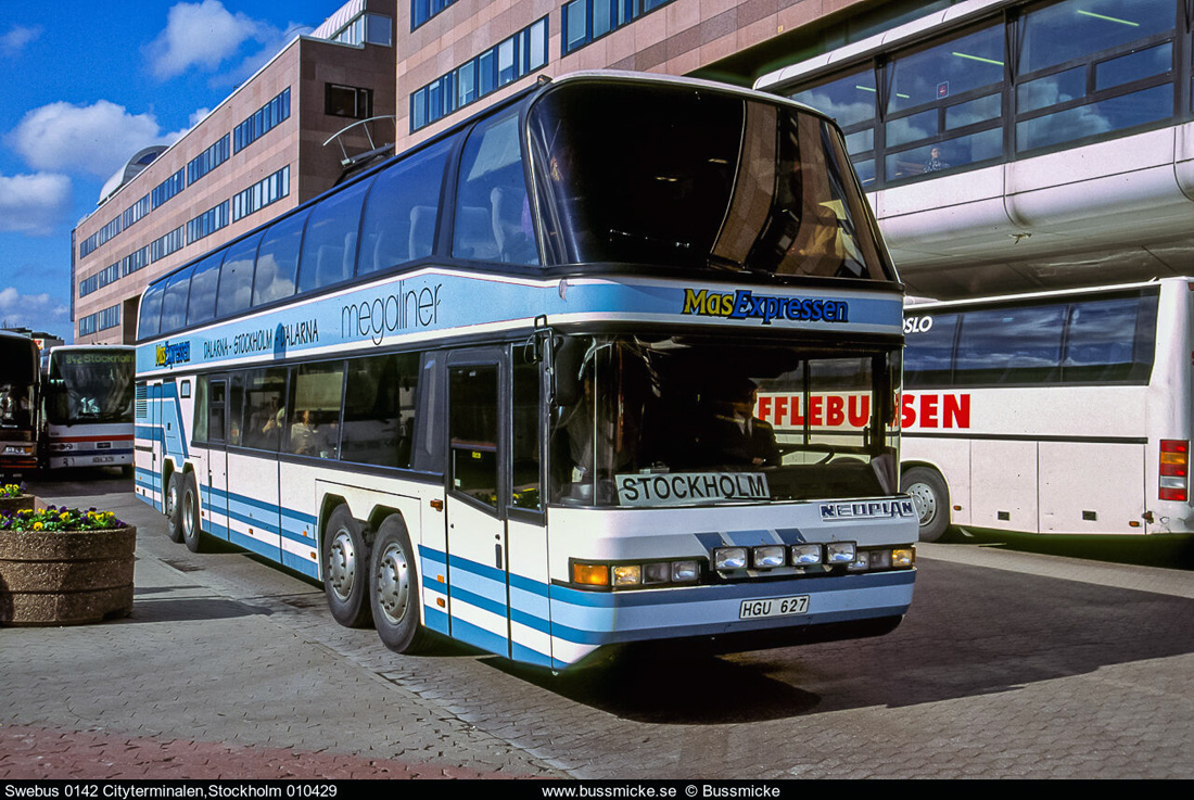 Стокгольм, Neoplan N128/4 Megaliner № 0142