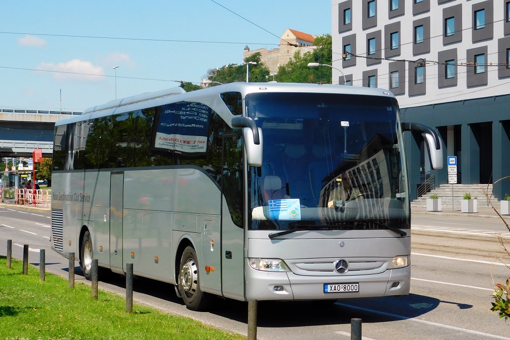 Lamia, Mercedes-Benz Tourismo 15RHD-II # XAO-8000