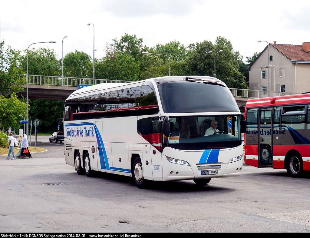 Borlänge, Neoplan N1217HDC Cityliner # DGN 805