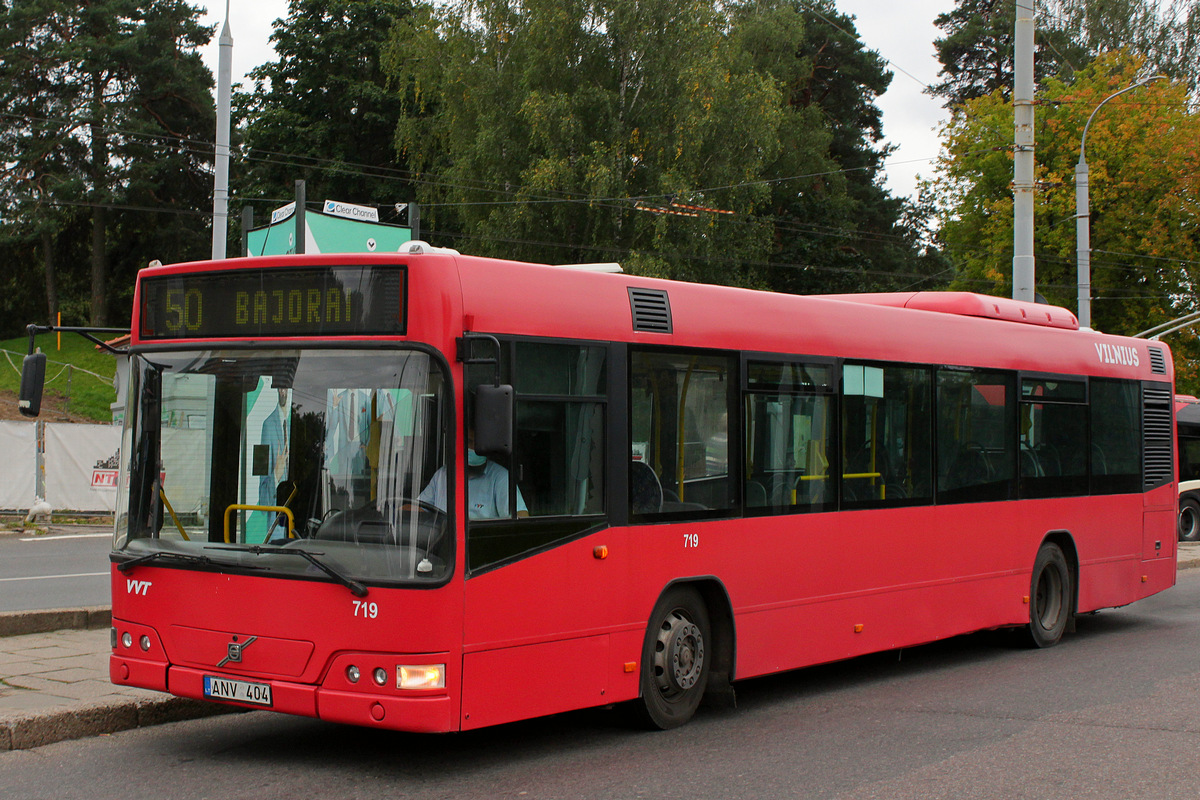 Vilnius, Volvo 7700 № 719