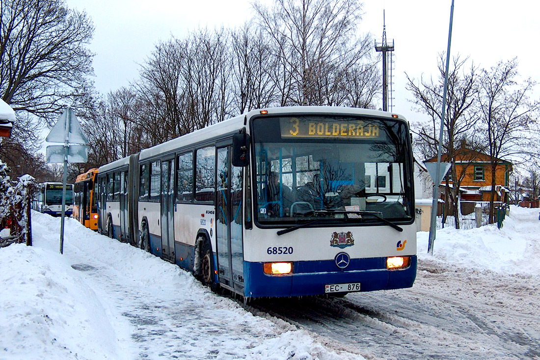 Riga, Mercedes-Benz O345 G Nr. 68520