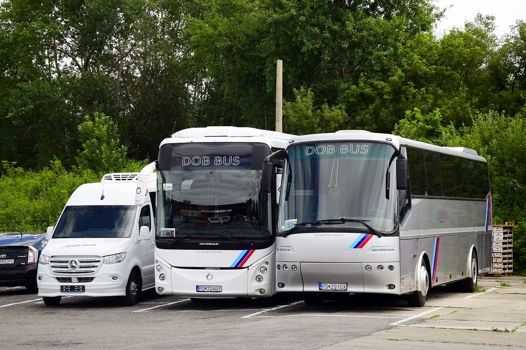 Grodzisk Mazowiecki, Mercus (MB Sprinter) №: W09 00P03; Prievidza, Irisbus Evadys HD 12.8M №: PD-724GY; Prievidza, Bova Futura FHD 12.370 №: PD-291GX