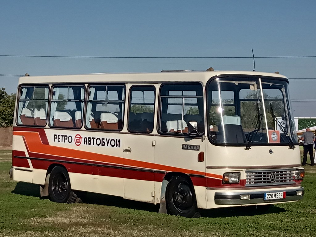 Plovdiv, Chavdar LC51 č. б/н 22; Plovdiv — First parade of Retro Buses — 12.10.2019 — Brestovitsa