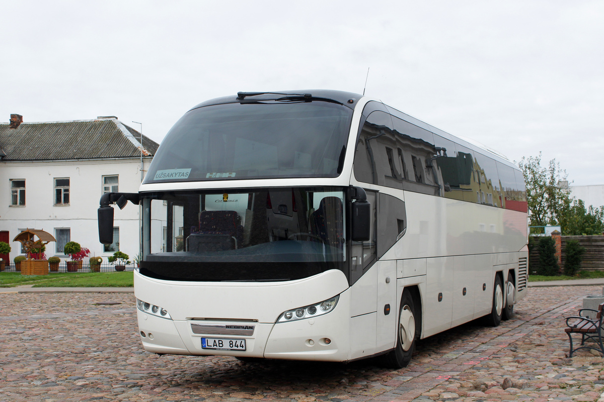 Kaunas, Neoplan P15 N1217HDC Cityliner # LAB 844