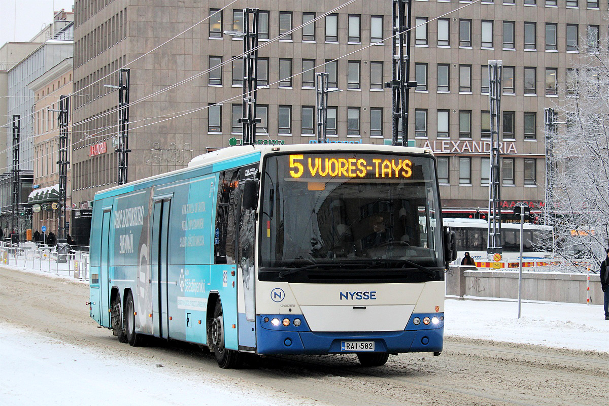 Tampere, Volvo 8700LE # 82