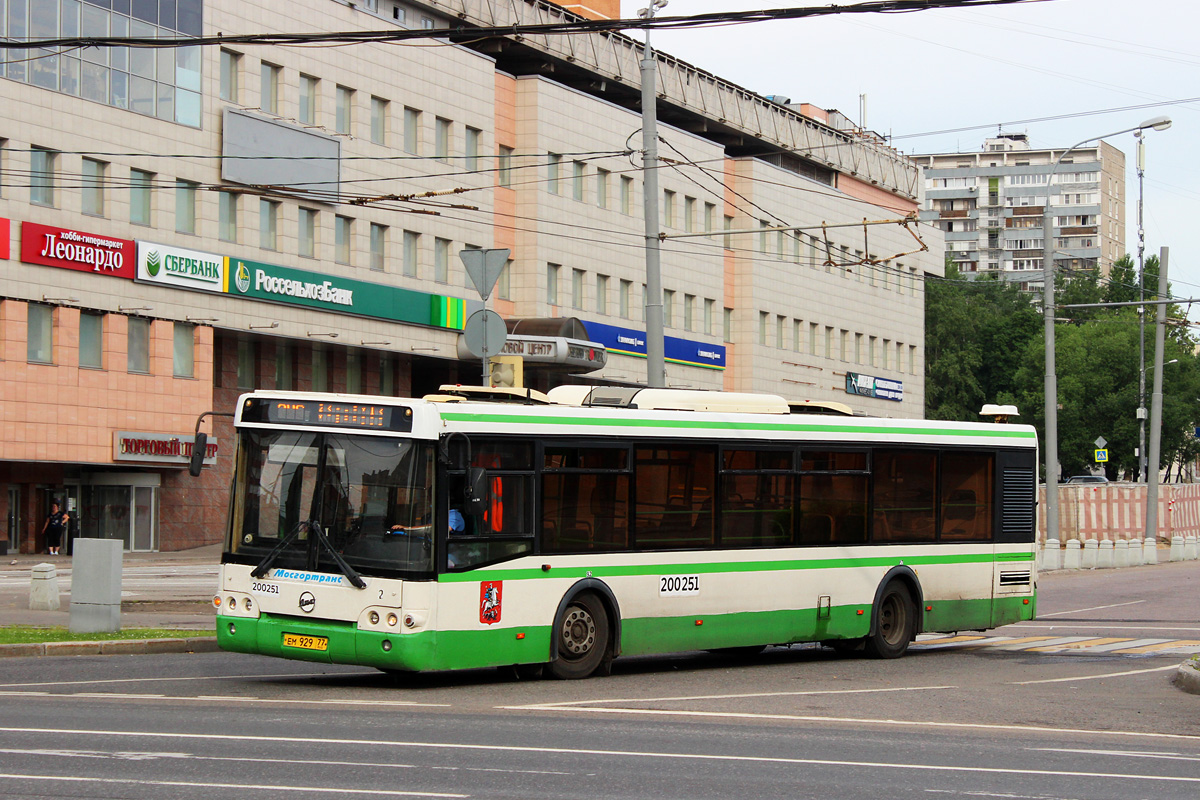 Moskwa, LiAZ-5292.21 # 200251
