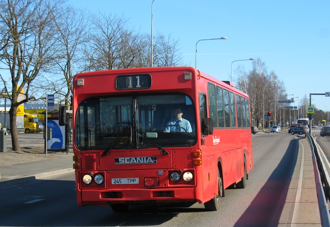 Pärnu, Scania CR112 # 245 TPP