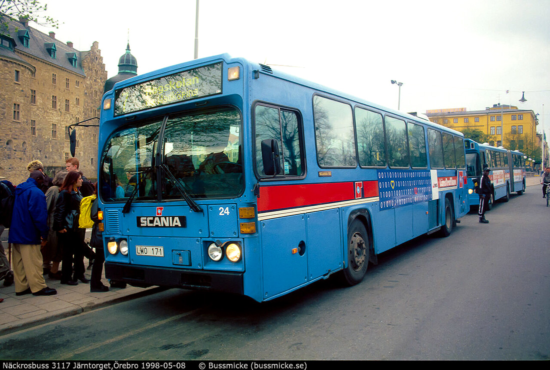 Örebro, Scania CR112 # 3117
