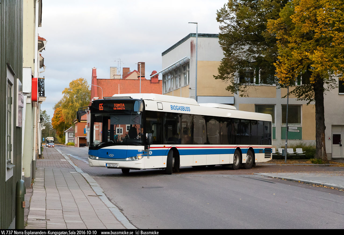 Västerås, Solaris Urbino III 15 LE CNG No. 737