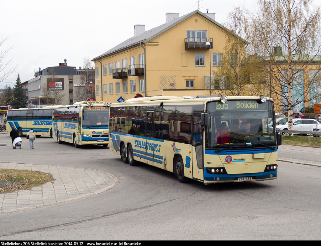 Umeå, Volvo 8700LE # 206