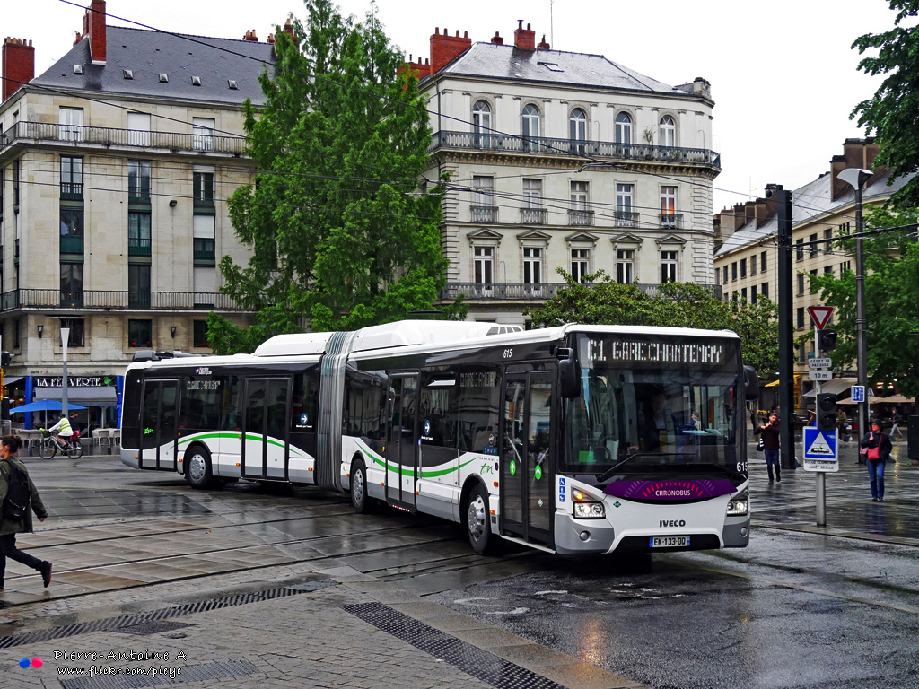 Nantes, IVECO Urbanway 18M CNG # 615