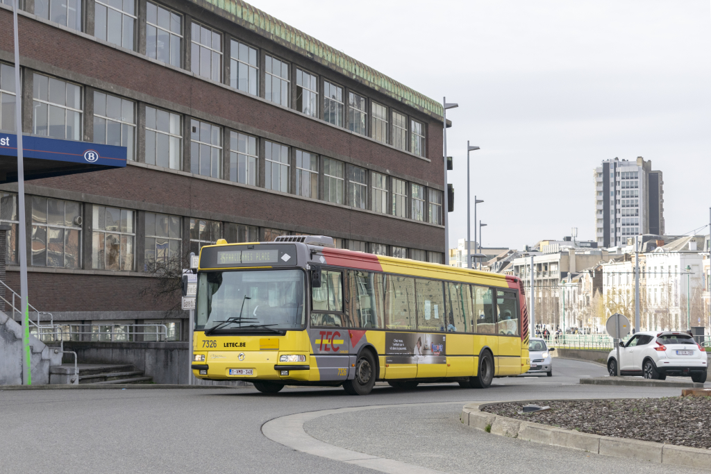 Charleroi, Irisbus Agora S № 7326