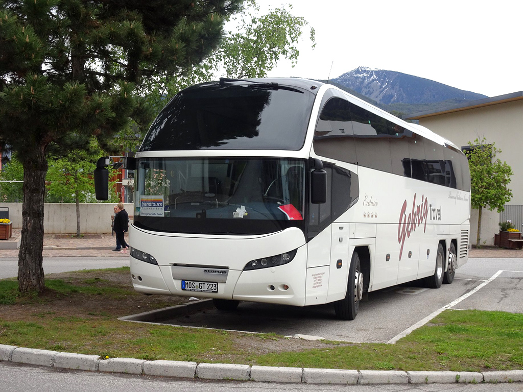 Mosbach, Neoplan N1217HDC Cityliner № MOS-GT 223