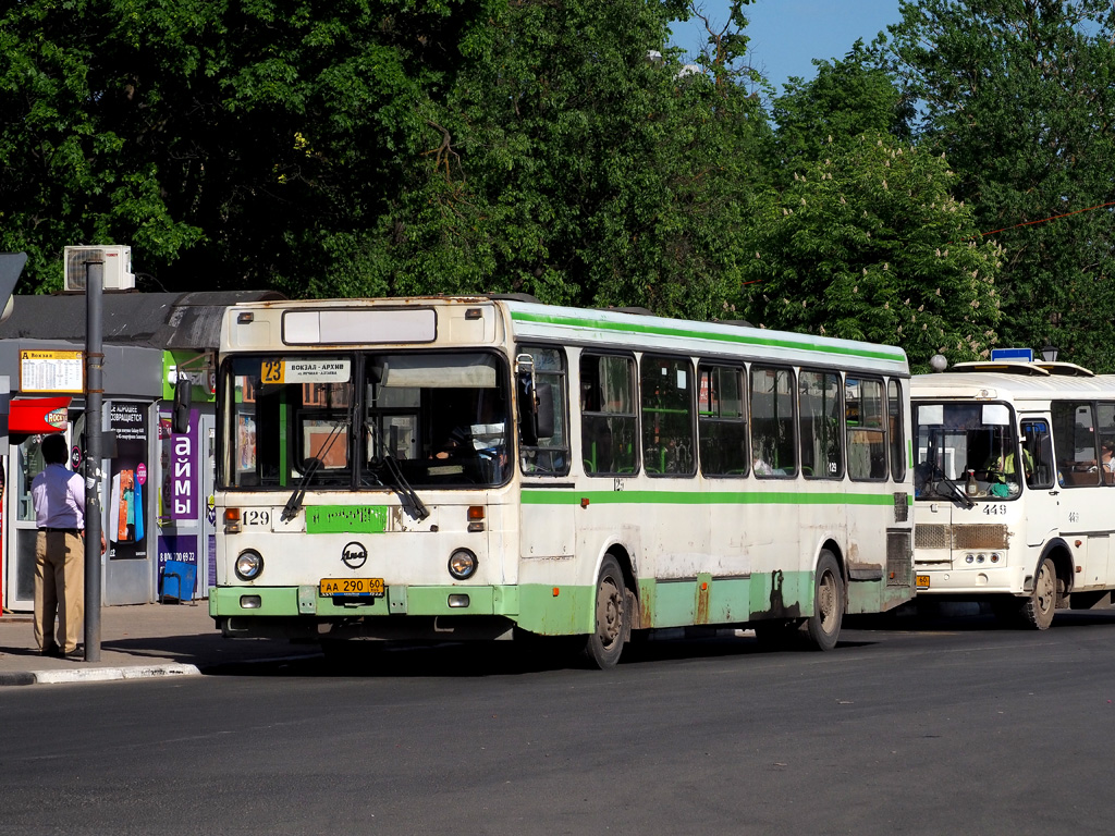 Pskov, LiAZ-5256.25 nr. 129