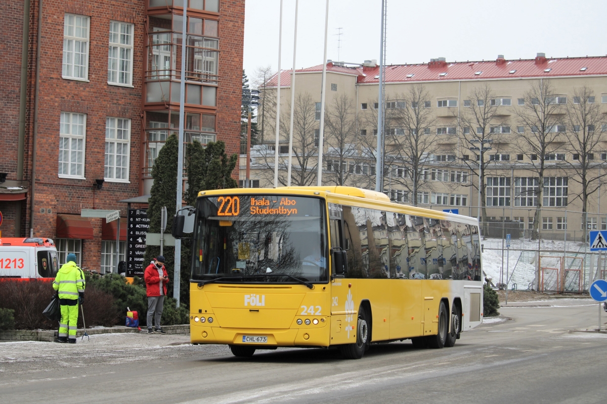 Turku, Volvo 8700LE # 242