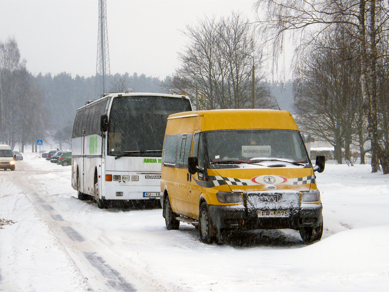 Riga, Ford Transit 90T350 № ER-5075