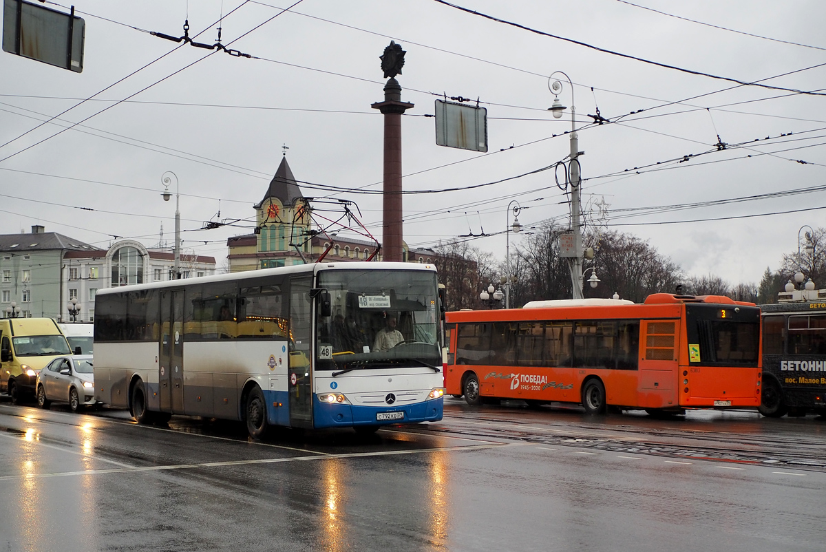 Kaliningrad, Mercedes-Benz Intouro II № С 792 КВ 39