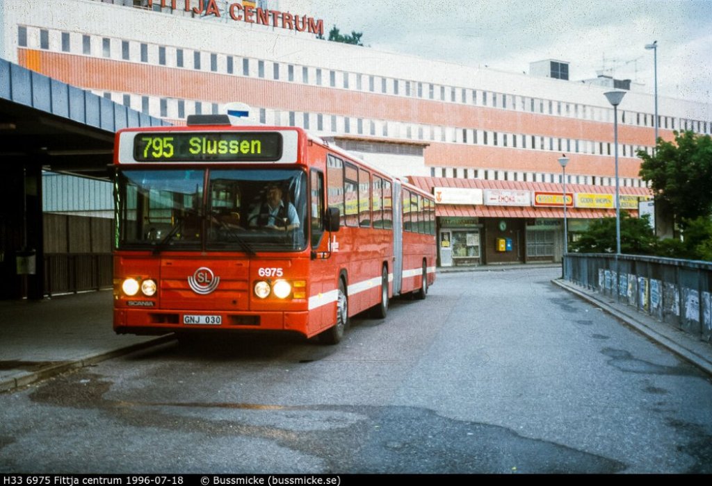 Stockholm, Scania CN113ALB # 6975