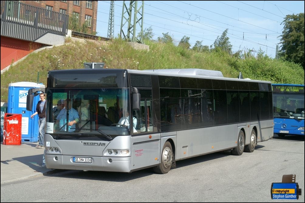 Bad Segeberg, Neoplan N4420/3 Centroliner nr. SE-HW 1116