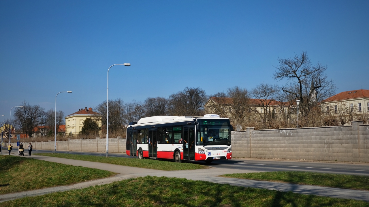 Brno, IVECO Urbanway 12M CNG No. 7100