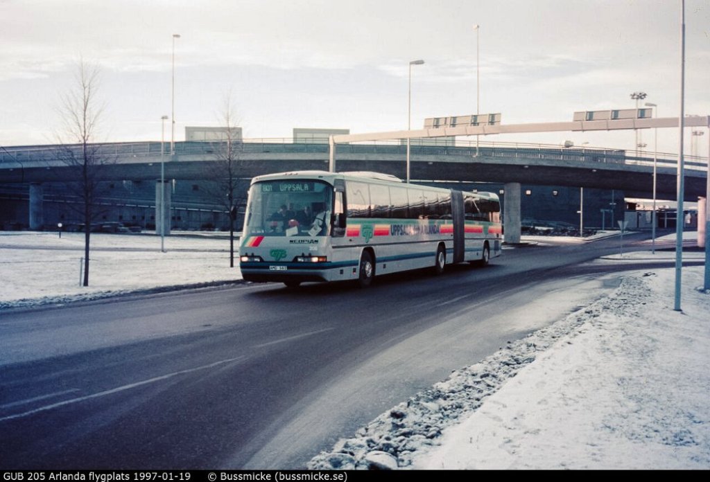 Uppsala, Neoplan N321/3Ü Transliner № 205
