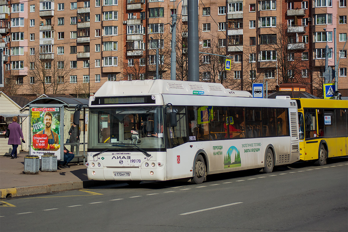 Санкт-Петербург, ЛиАЗ-5292.67 (CNG) № Е 170 НР 198