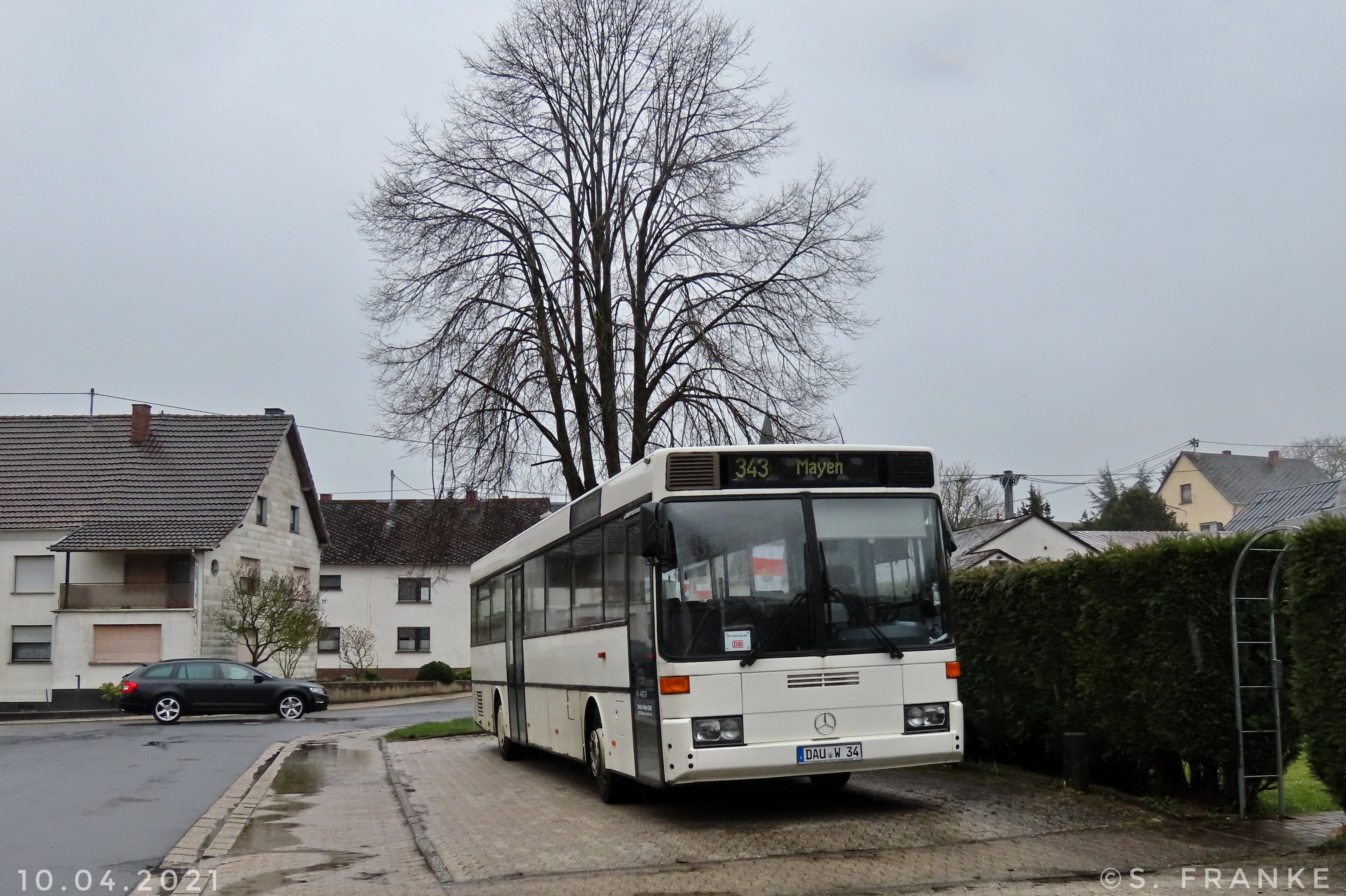 Daun, Mercedes-Benz O407 # DAU-W 34