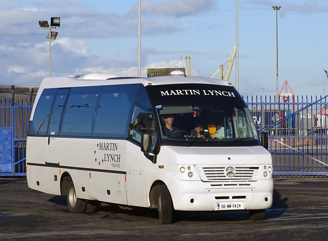 Wicklow, Mercedes-Benz # 06-WW-11424