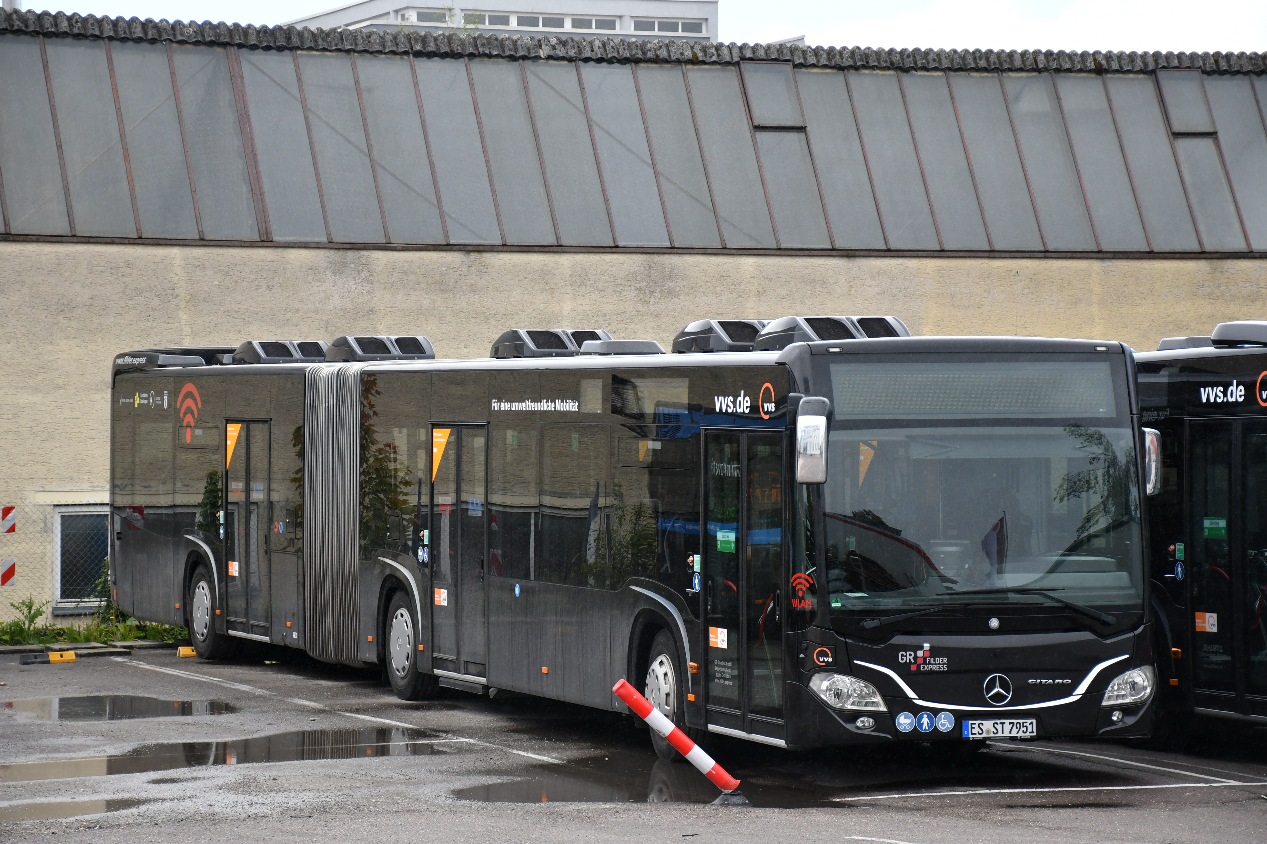 Esslingen am Neckar, Mercedes-Benz Citaro C2 G # ES-ST 7951