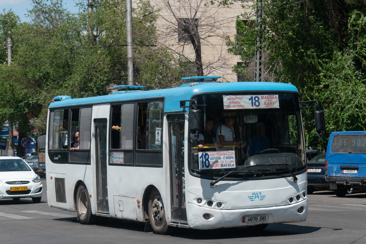 Bishkek, Yaxing JS6811GH # 4876 BB