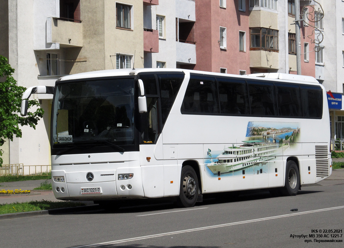 Minsk, Mercedes-Benz O350-15RHD Tourismo I # АС 1221-7
