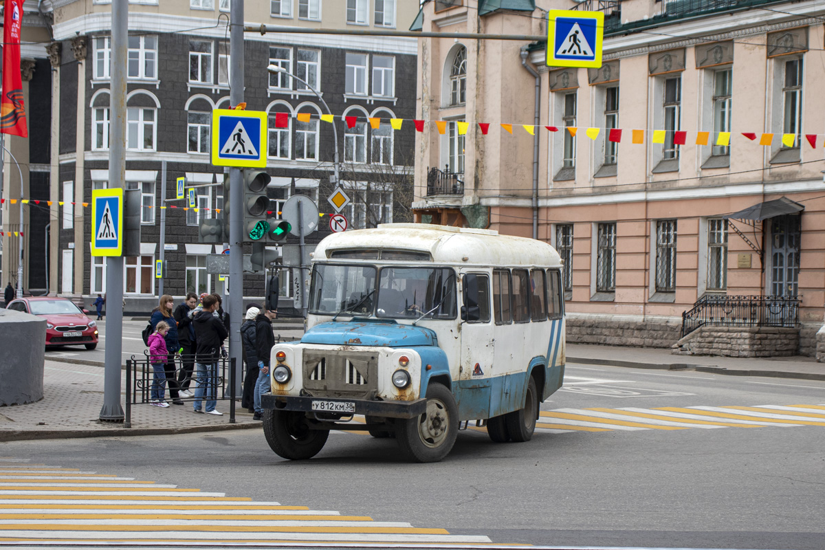 Irkutsk, KAvZ-3270 # У 812 КМ 38