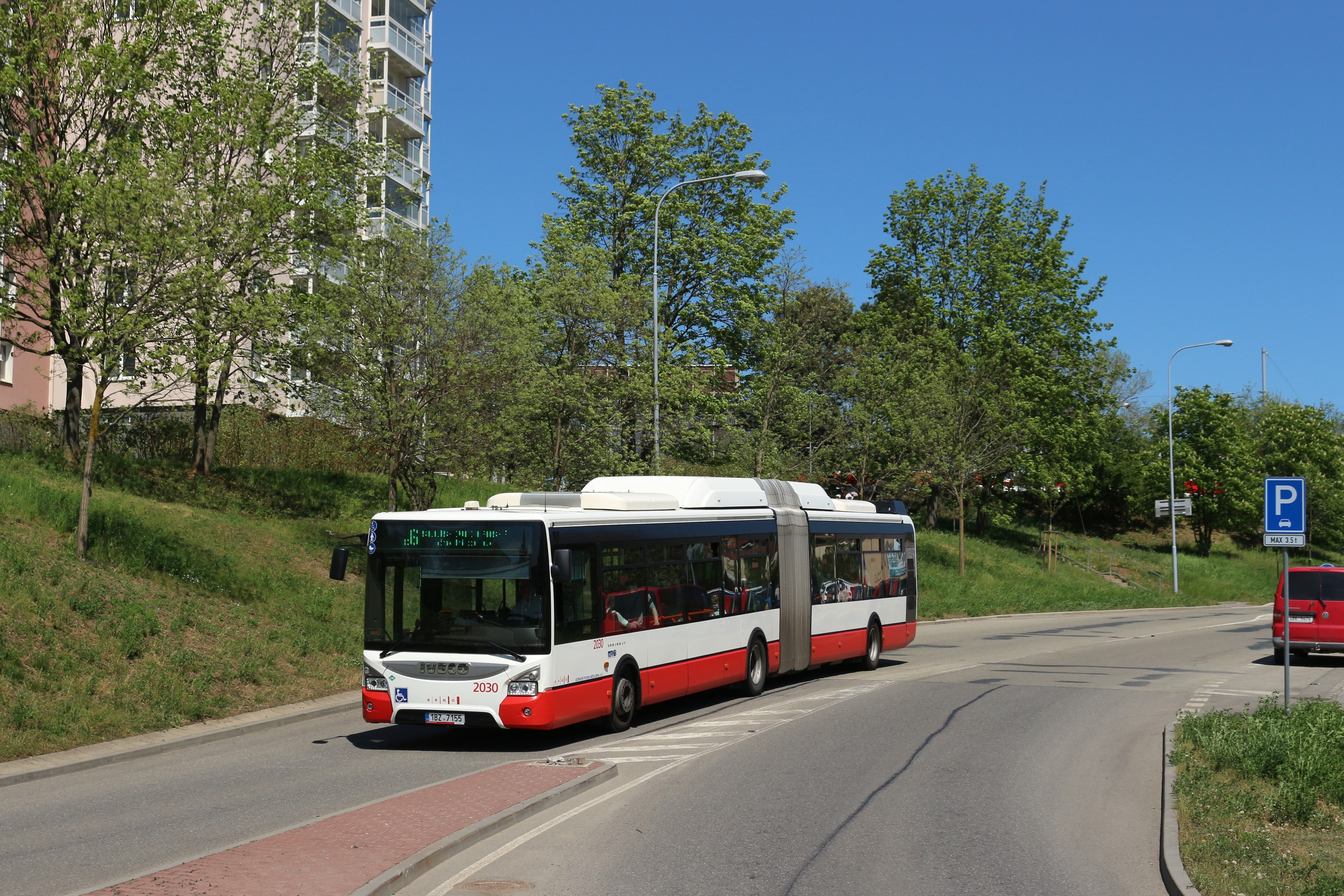 Brno, IVECO Urbanway 18M CNG # 2030