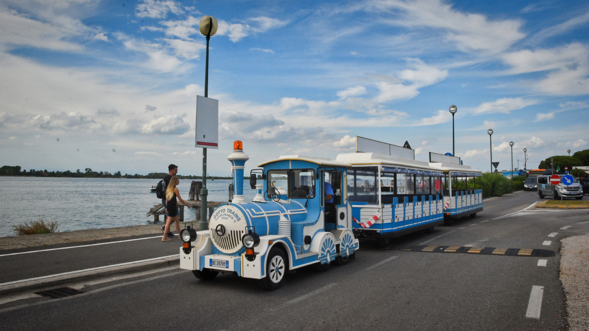 Venice, Sightseeing buses and road trains № BE 287 RY