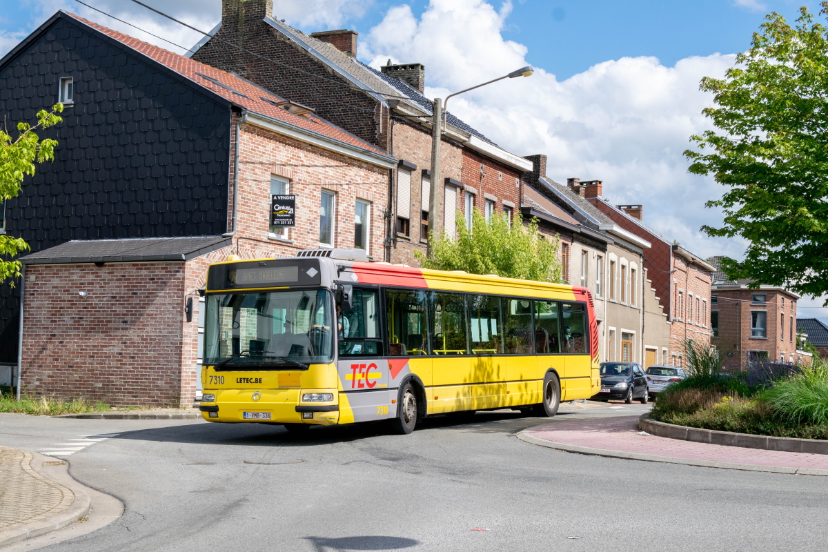 Charleroi, Irisbus Agora S № 7310