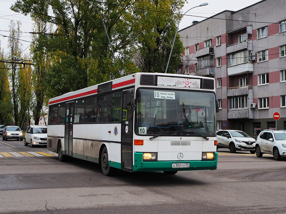 Kaliningrad, Mercedes-Benz O407 č. О 382 ХХ 39
