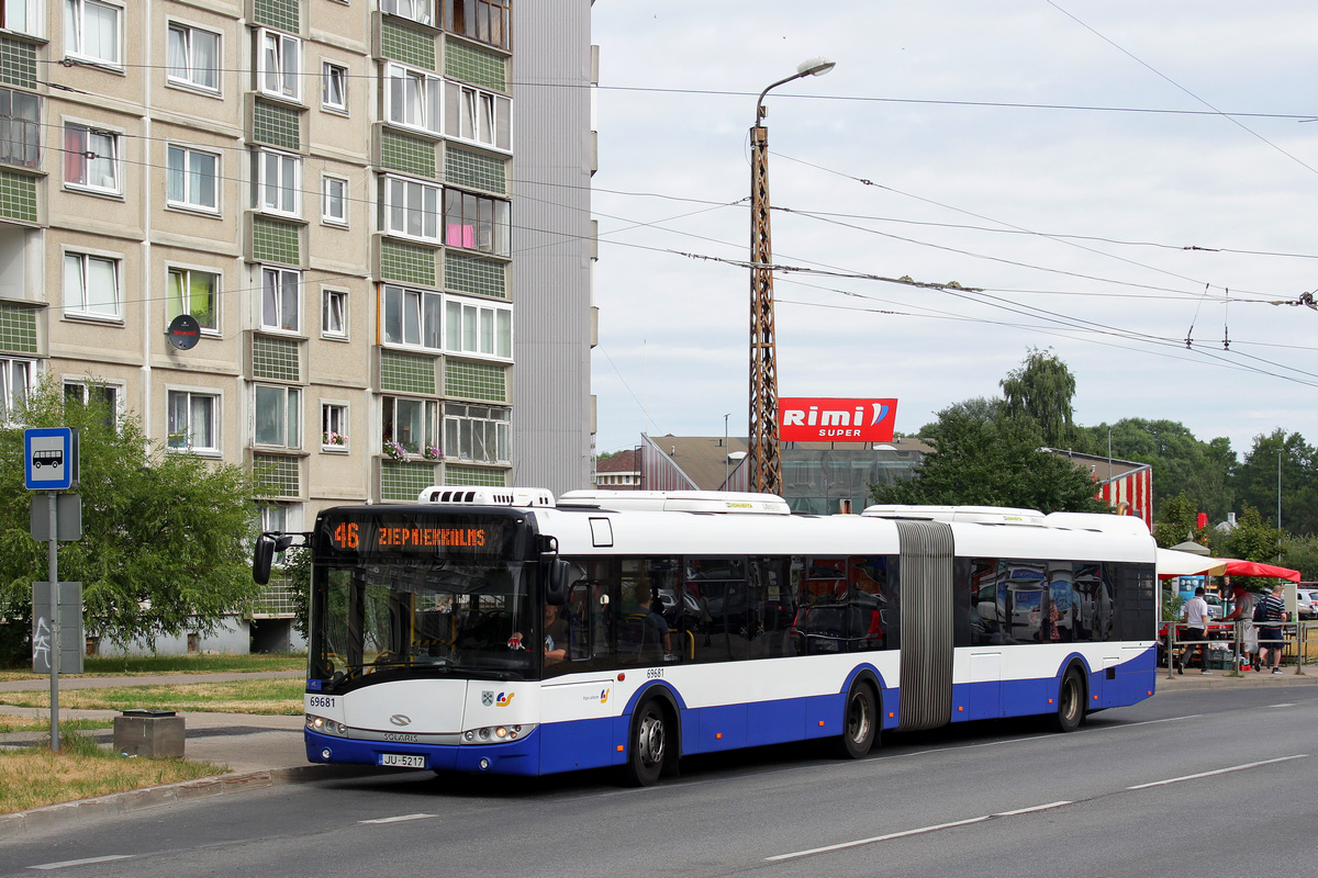 Riga, Solaris Urbino III 18 nr. 69681