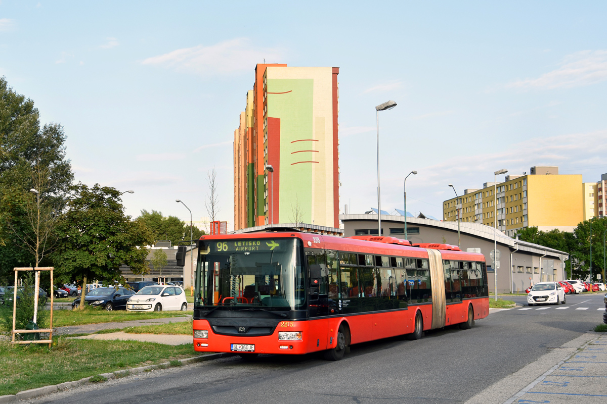 Bratislava, SOR NB 18 № 2215